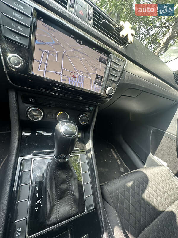 Лифтбек Skoda Superb 2016 в Кривом Роге