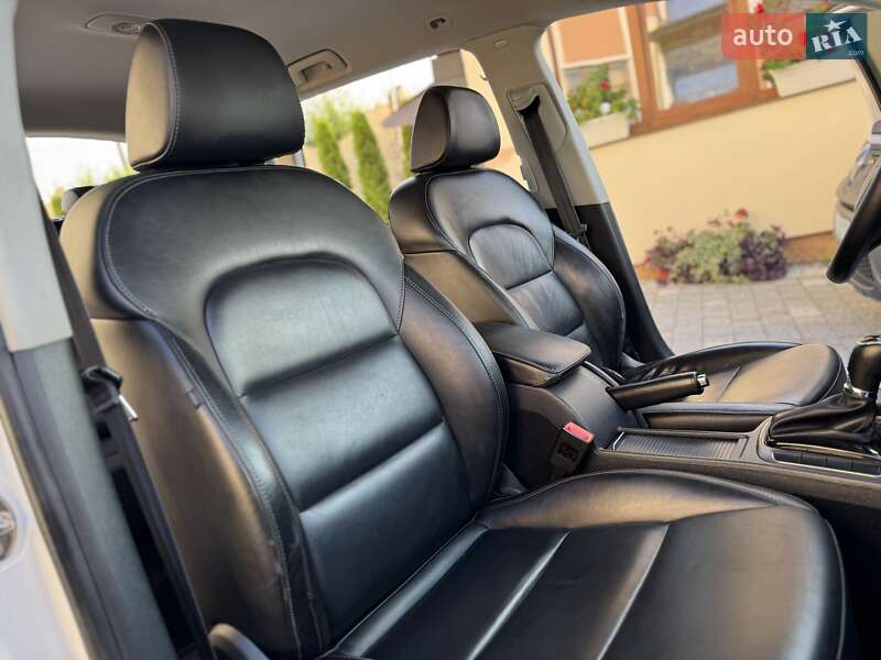 Универсал Skoda Superb 2015 в Дрогобыче