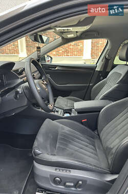 Лифтбек Skoda Superb 2023 в 