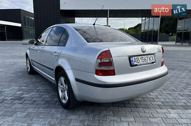 Лифтбек Skoda Superb 2008 в 