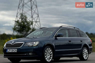 Универсал Skoda Superb 2014 в 