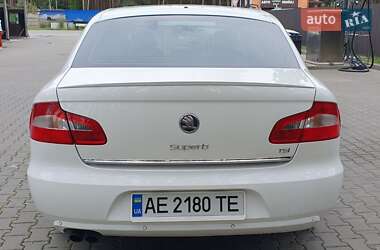 Skoda Superb 2012 Skoda Superb 2012