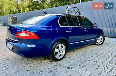 Лифтбек Skoda Superb 2009 в 