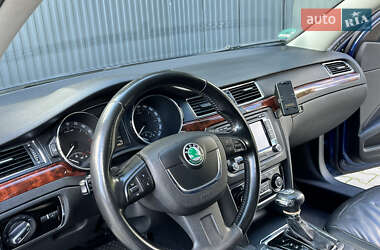Лифтбек Skoda Superb 2009 в 