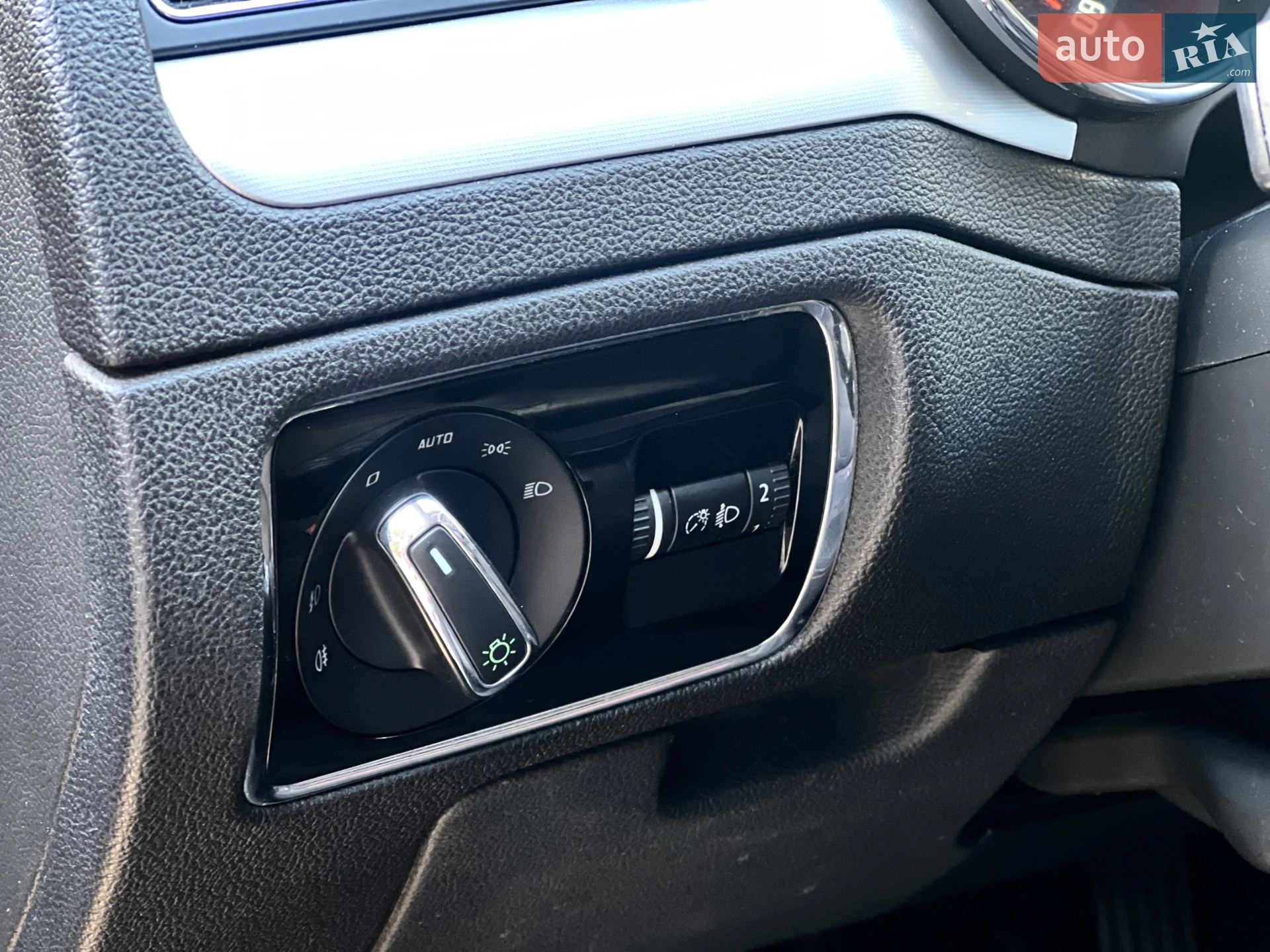 2011 Skoda Superb - мініатюра 23