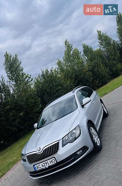 Универсал Skoda Superb 2015 в 