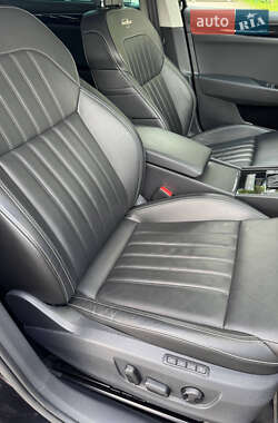 Лифтбек Skoda Superb 2019 в 