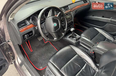 Лифтбек Skoda Superb 2012 в 