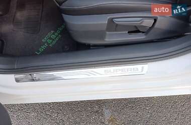 Универсал Skoda Superb 2018 в 