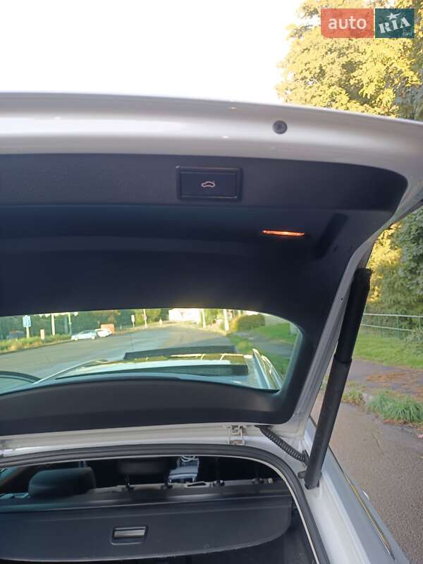 Универсал Skoda Superb 2018 в Хусте