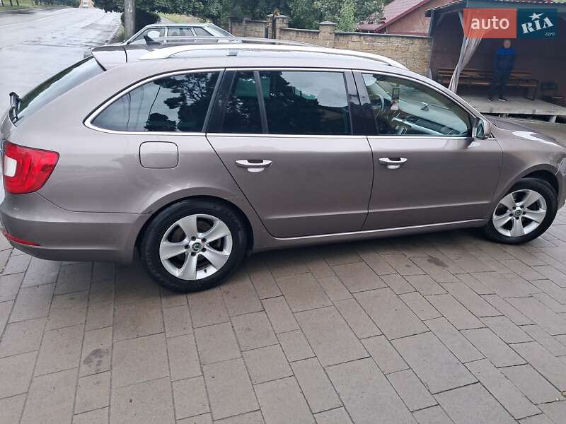 Универсал Skoda Superb 2010 в Ровно фото 2 Универсал Skoda Superb 2010 в Ровно