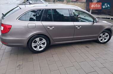 Универсал Skoda Superb 2010 в 