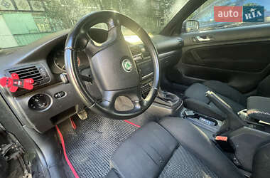 Лифтбек Skoda Superb 2006 в 