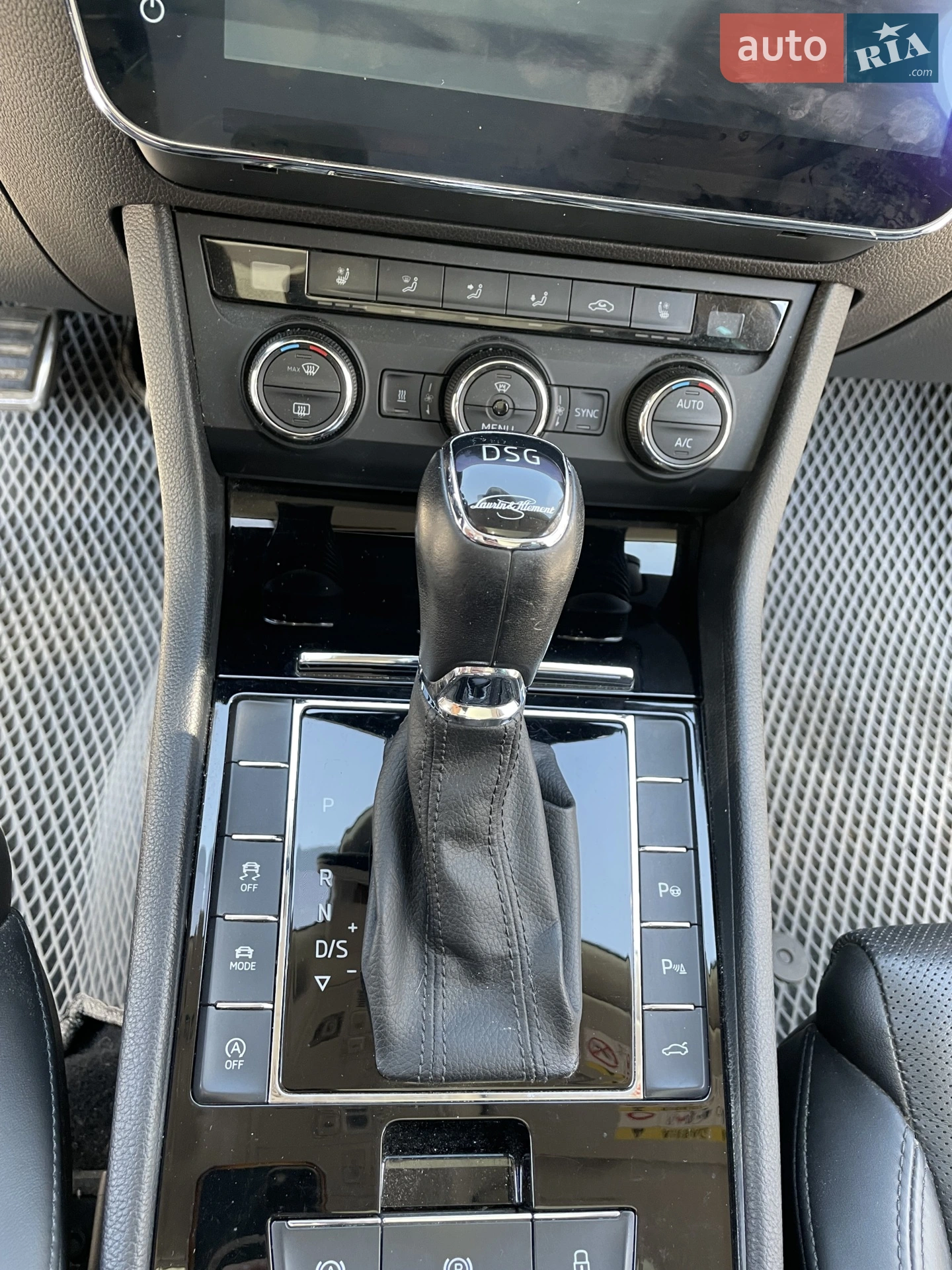 2016 Skoda Superb - мініатюра 18