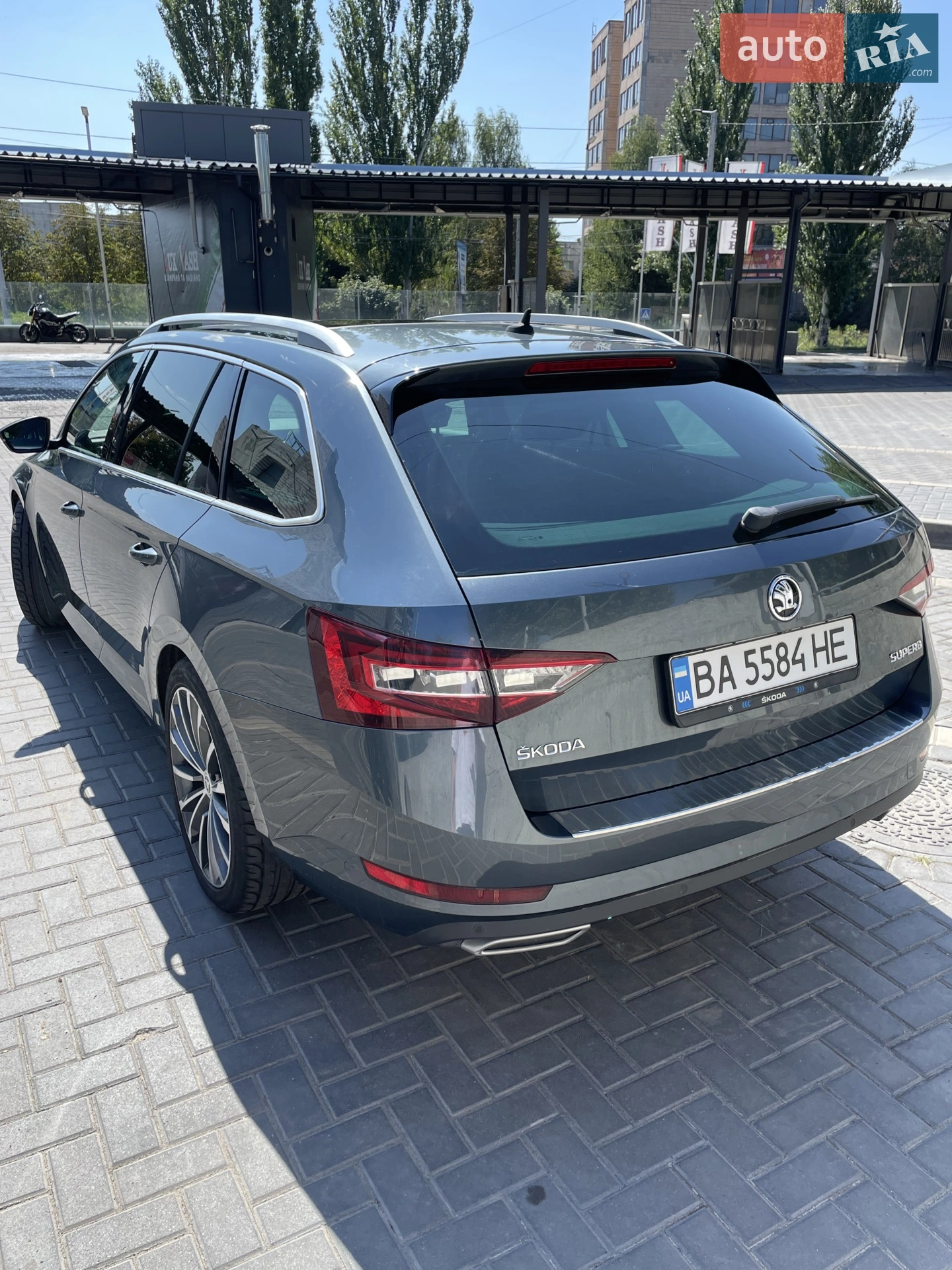 2016 Skoda Superb - мініатюра 10