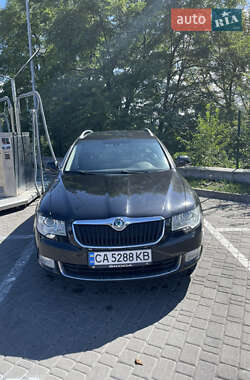 Skoda Superb 2012 Skoda Superb 2012