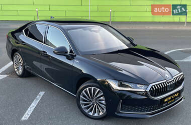 Лифтбек Skoda Superb 2025 в 