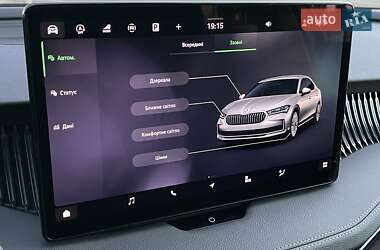 Лифтбек Skoda Superb 2025 в 