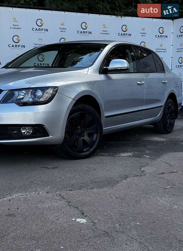 Лифтбек Skoda Superb 2014 в Киеве