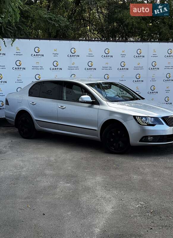 Лифтбек Skoda Superb 2014 в Киеве