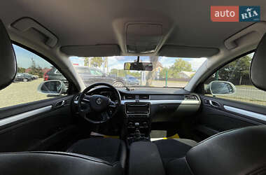 Лифтбек Skoda Superb 2013 в 