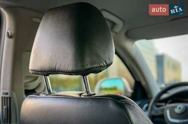 Лифтбек Skoda Superb 2012 в 