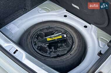 Лифтбек Skoda Superb 2012 в 