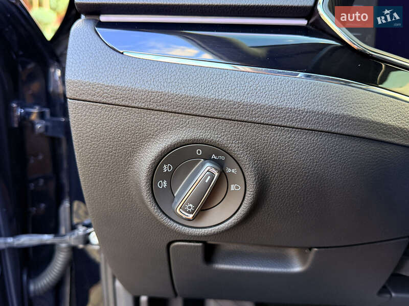 Ліфтбек Skoda Superb 2020 в Мукачевому