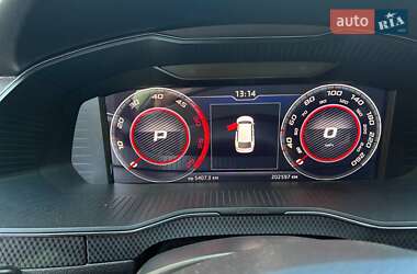 Универсал Skoda Superb 2017 в 