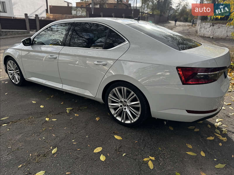 Лифтбек Skoda Superb 2019 в Виннице