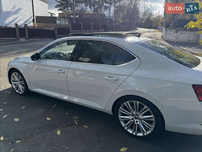 Лифтбек Skoda Superb 2019 в Виннице