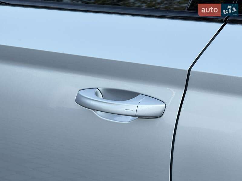 Универсал Skoda Superb 2021 в Луцке