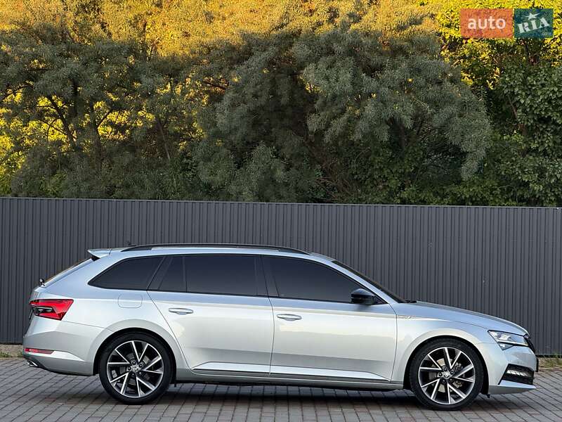 Универсал Skoda Superb 2021 в Луцке