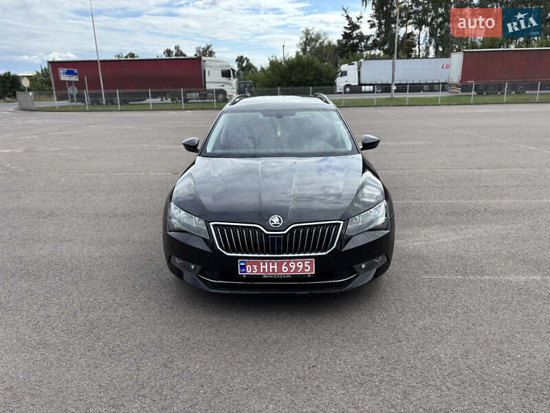 Универсал Skoda Superb 2019 в Ковеле