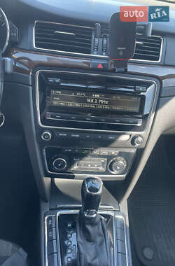 Лифтбек Skoda Superb 2013 в 