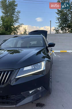 Универсал Skoda Superb 2015 в 