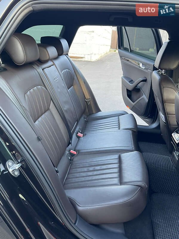 Универсал Skoda Superb 2015 в Ирпене