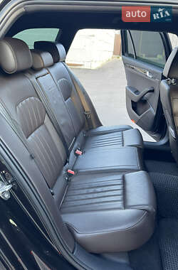 Универсал Skoda Superb 2015 в 