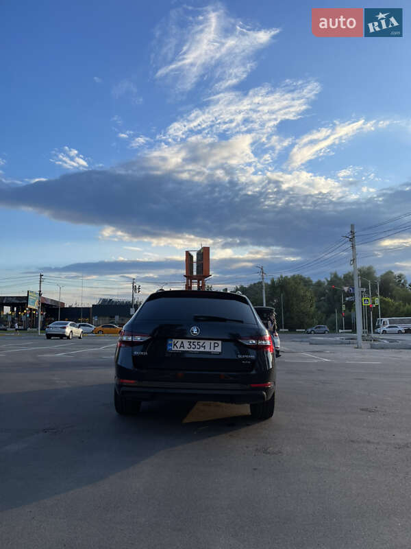 Универсал Skoda Superb 2015 в Ирпене