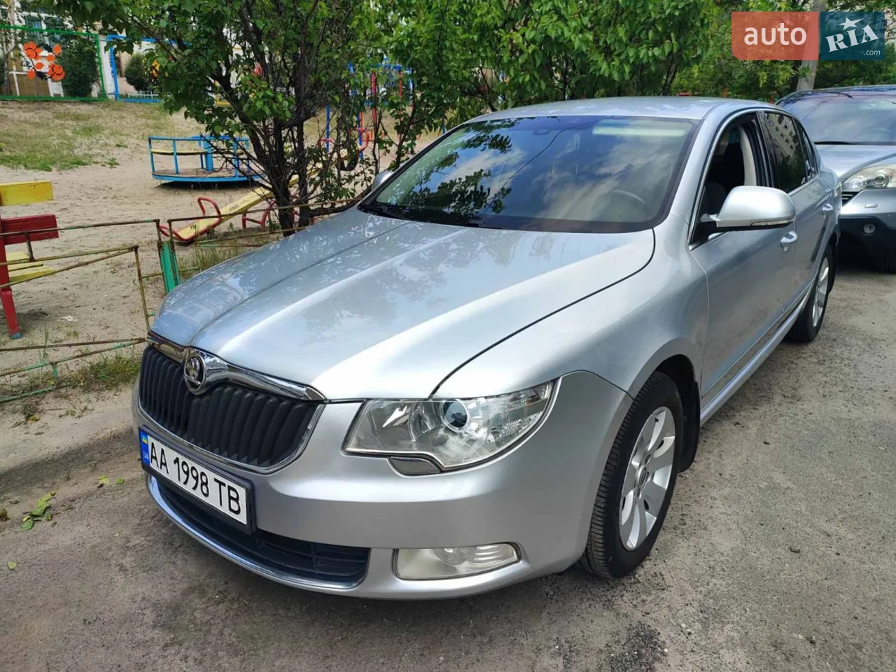 2011 Skoda Superb - мініатюра 9