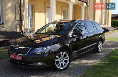 Універсал Skoda Superb 2014 в Кременці