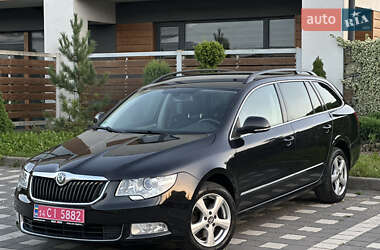 Універсал Skoda Superb 2012 в Стрию