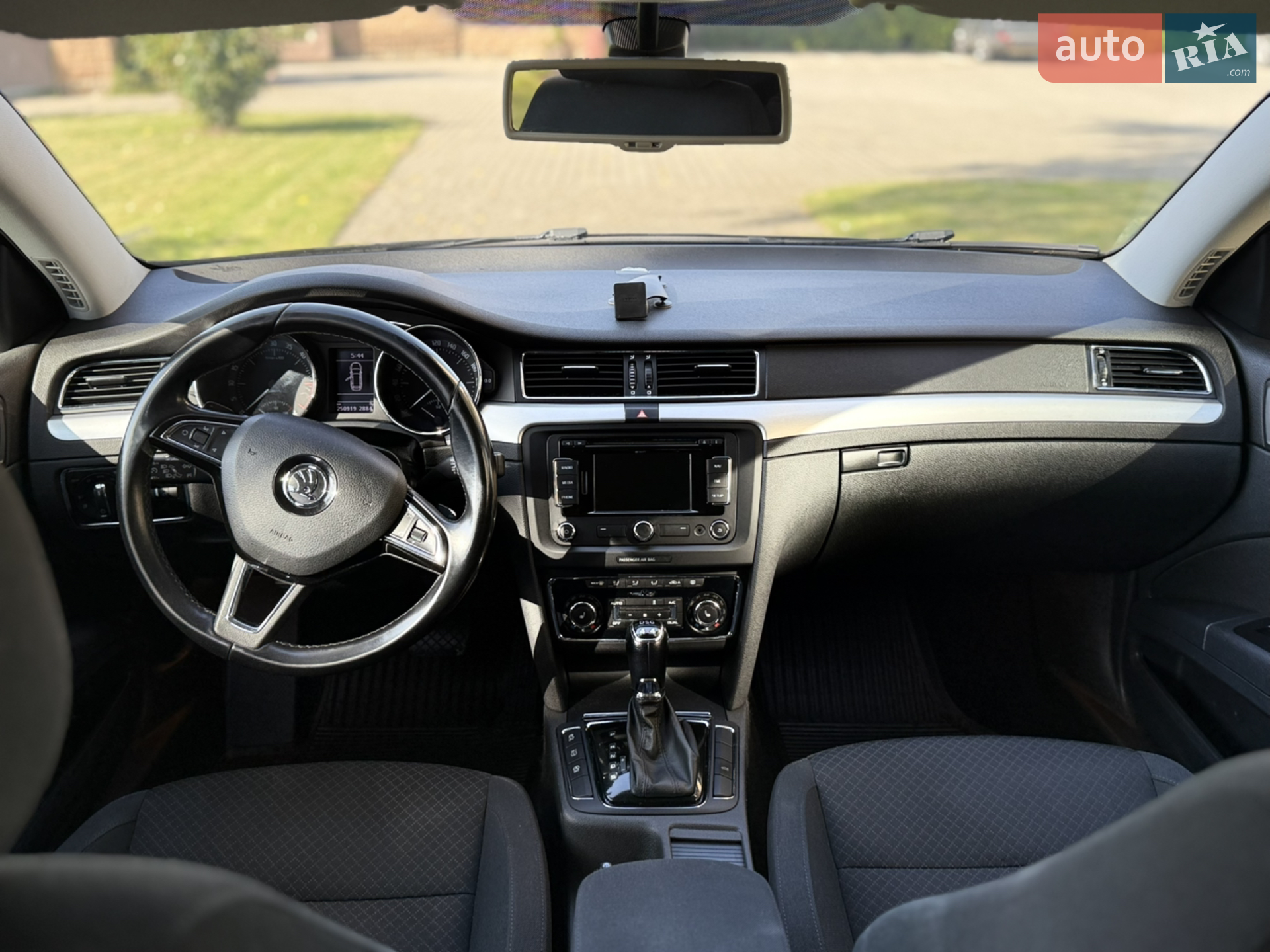 2014 Skoda Superb - мініатюра 75