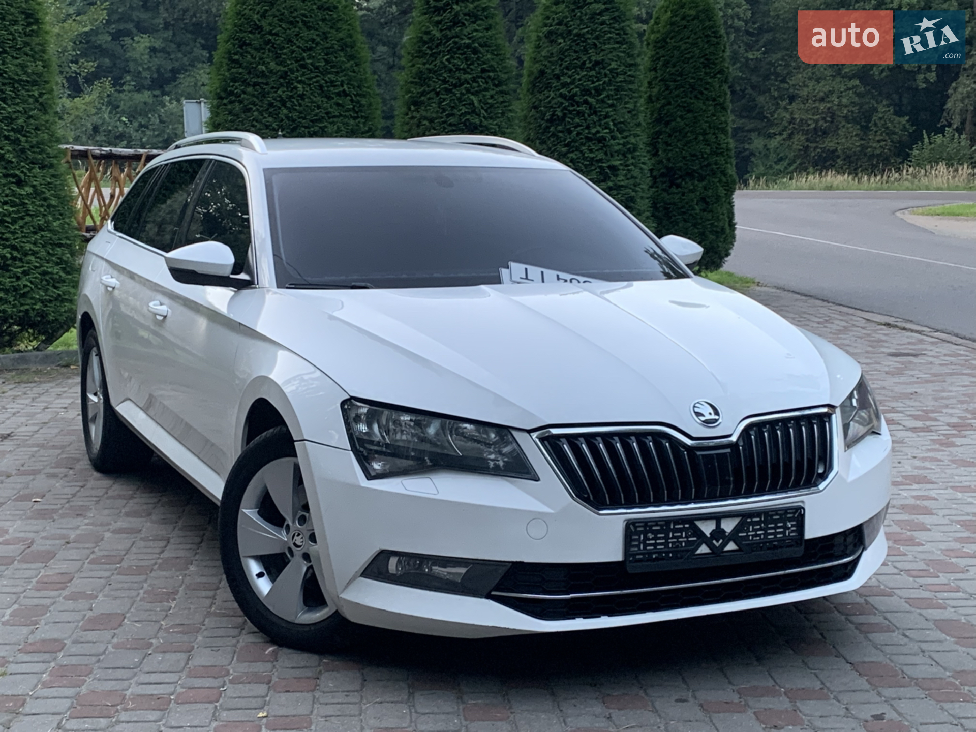 2017 Skoda Superb - мініатюра 8