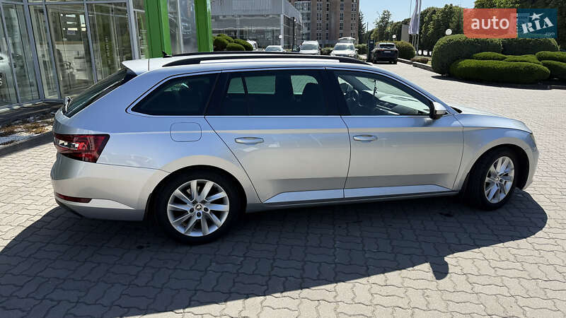 Универсал Skoda Superb 2017 в Луцке