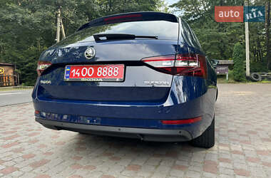 Универсал Skoda Superb 2018 в 