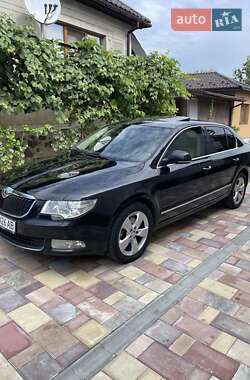 Лифтбек Skoda Superb 2011 в Ужгороде