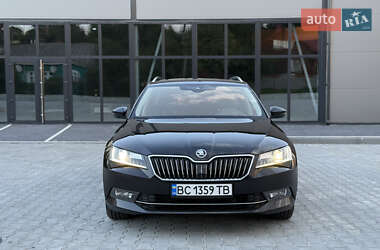 Универсал Skoda Superb 2018 в 