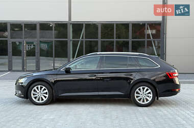 Универсал Skoda Superb 2018 в 