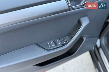 Универсал Skoda Superb 2018 в 